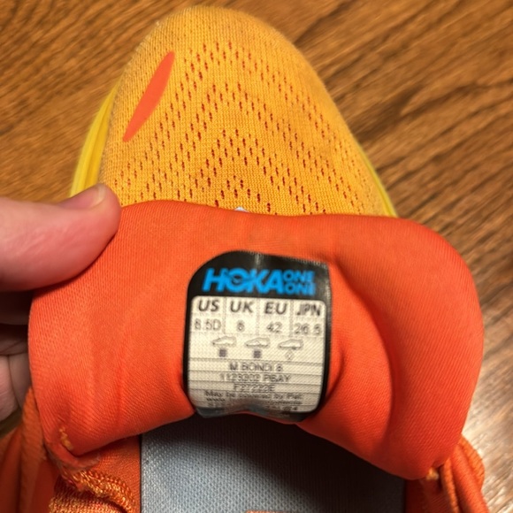 Hoka running shoes Bondi 8 sneakers in size 8.5 - Picture 7 of 9
